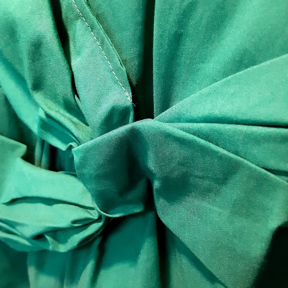 NWT Motherhood Maternity M Kelly green blouse - Picture 5 of 7